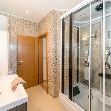 Apartment Croliday Alladin Zadar Vir